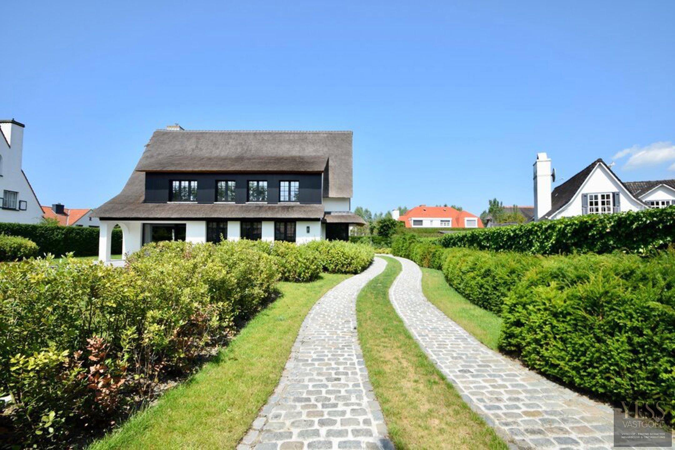 Buitengewoon, gerenoveerde villa op toplocatie in het zoute 
